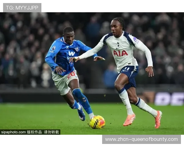 索兰克状态火热，热刺锋线新领袖