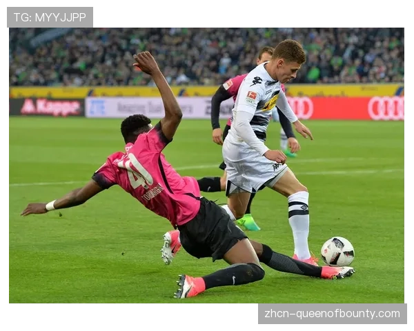 十人应战的沃尔夫斯堡0-1不敌门兴，遭遇联赛四连败